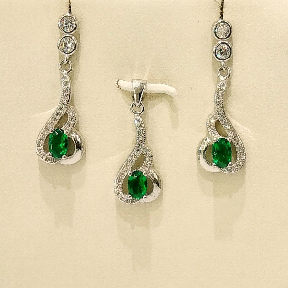 925 Sterling Silver Stylish Designs Of Emerald Pendant Set