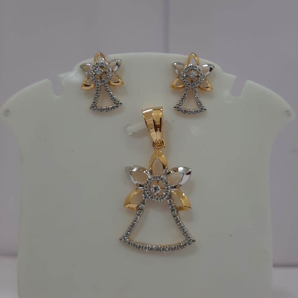 22k gold Diamond fancy pendent set
