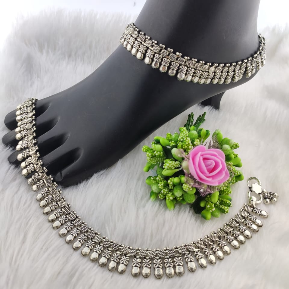 Silver Antique Oxidized Payal For Women - Image 5