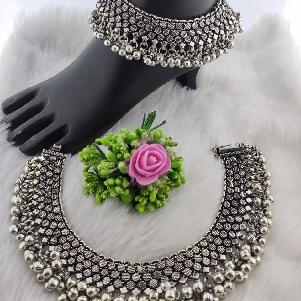 Silver Antique Oxidized Payal - Image 2