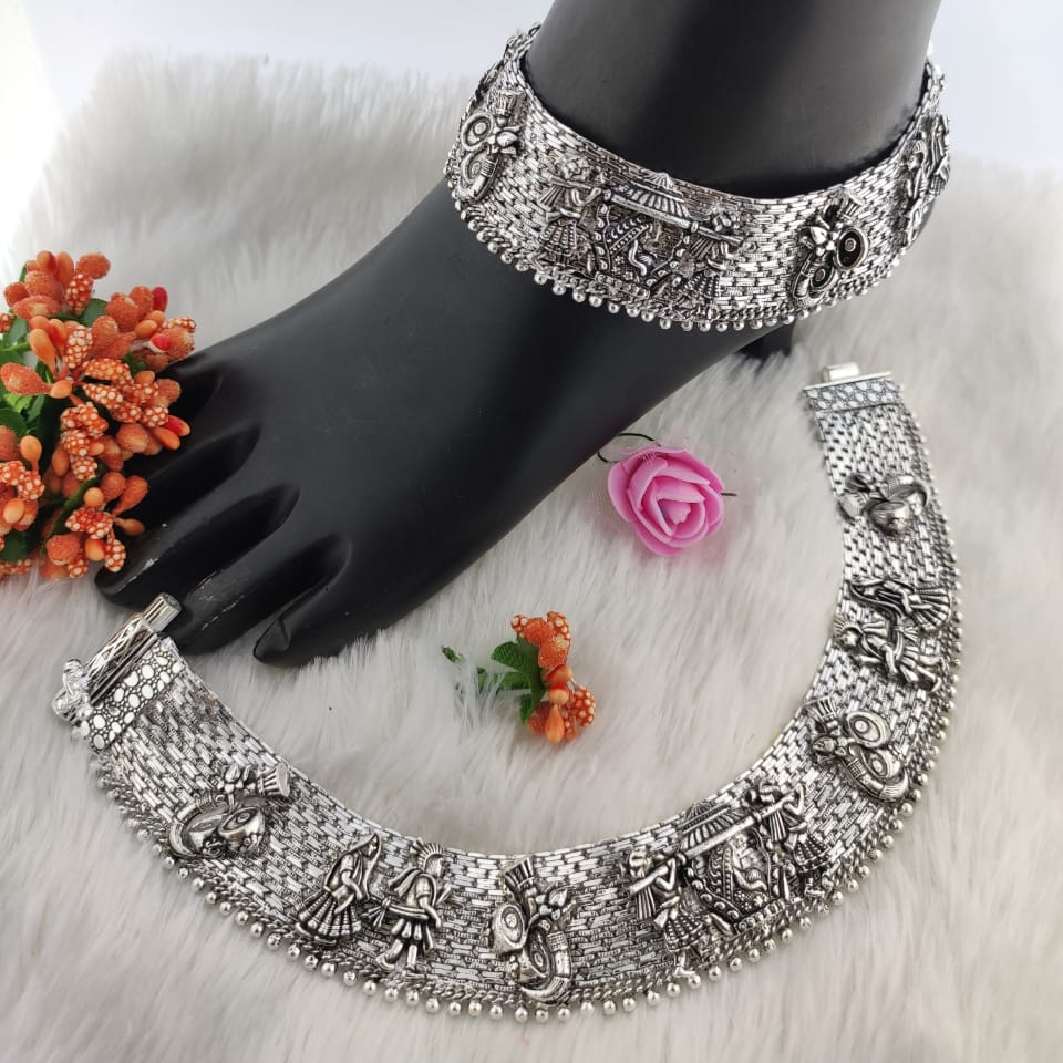 Silver ladies antique baarat payals - Image 3