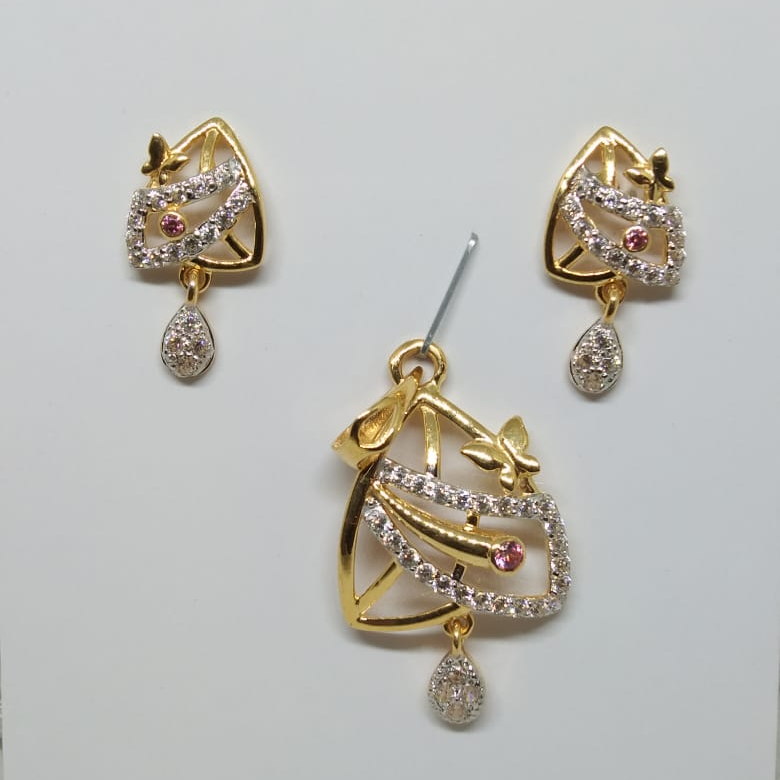 22K CZ Gold Designer Pendent Set