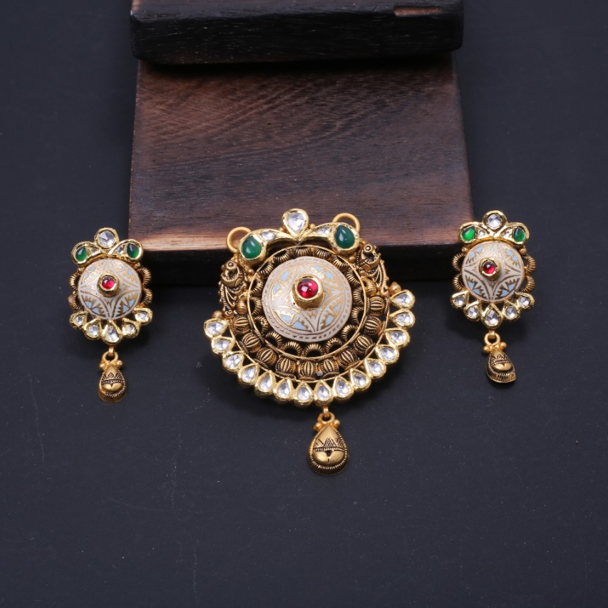 22K(916)Gold Ladies Antique Oxidised Pendent Set