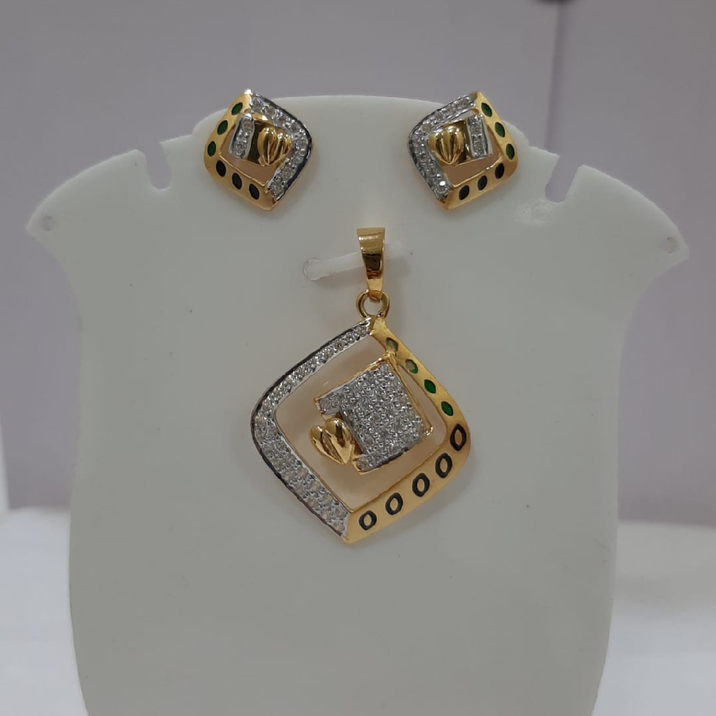 22k gold diamond daily wear pendent set