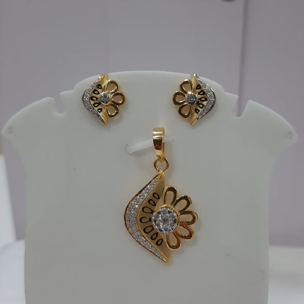 22k gold diamond khokha pendent set