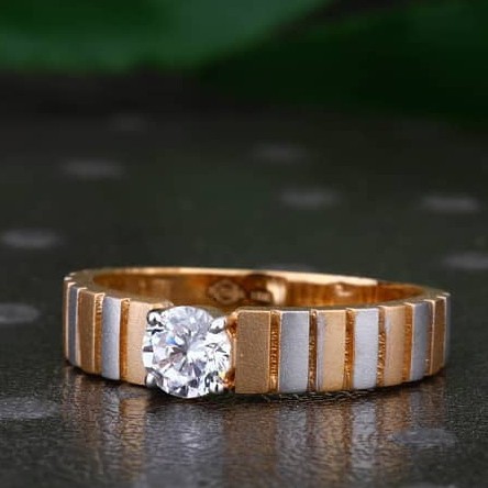 18k(750) Rose Gold Diamond Ring