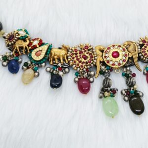 Silver nakhra necklace and real pearls in gemstone motifs design wark