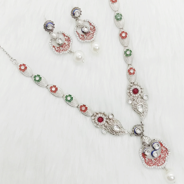 Pure silver kundan necklace  for ladies and a pair of earnings