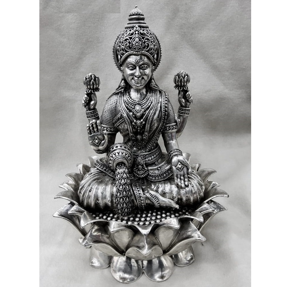 PURE SILVER IDOL OF GODDESS LAKSHMI IN 3D AND HIGH FINISH FEATURES