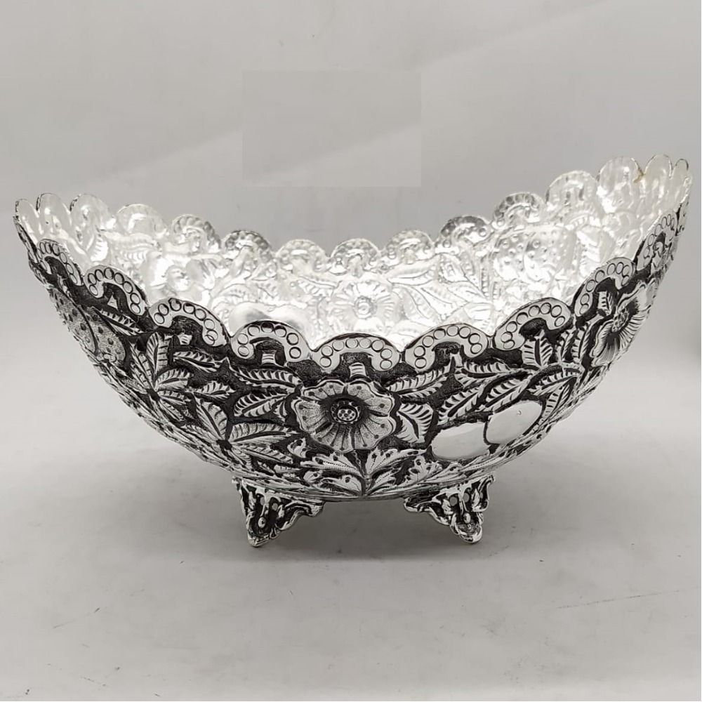 925 Pure Silver Designer Fruit & Flower Basket in Fine Carving Work.