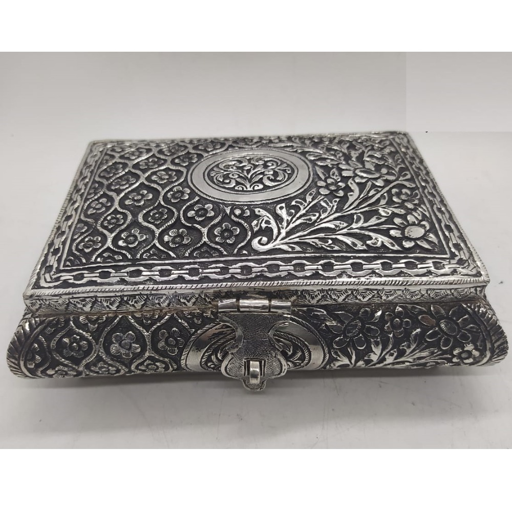 92.5 Pure Silver Dry Fruit Box in Fancy Shape PO-147-18