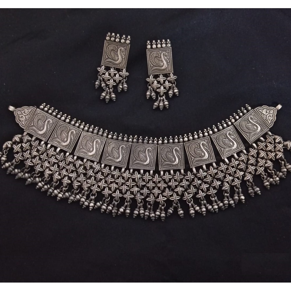 925 Pure Silver Stylish Choker In Antique Finishing PO-217-02