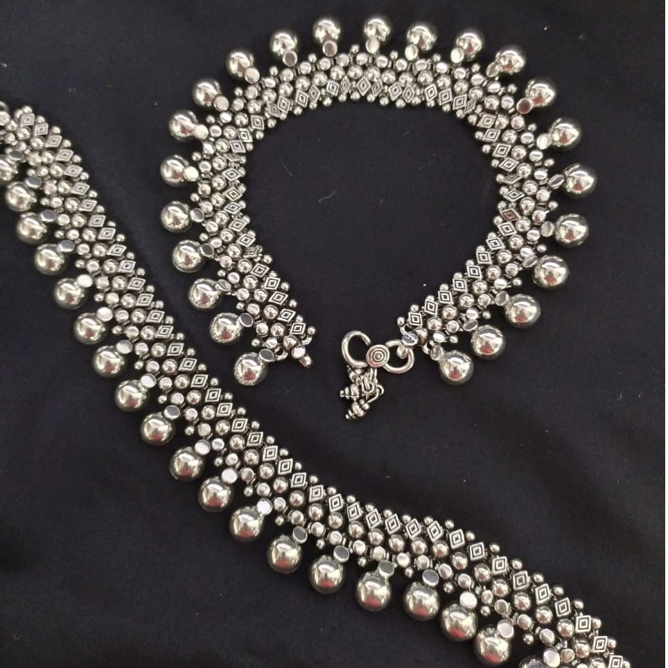 925 Pure silver Antique Ball heavy payal pO-208-05