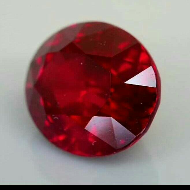 7ct Red Ruby - Image 5