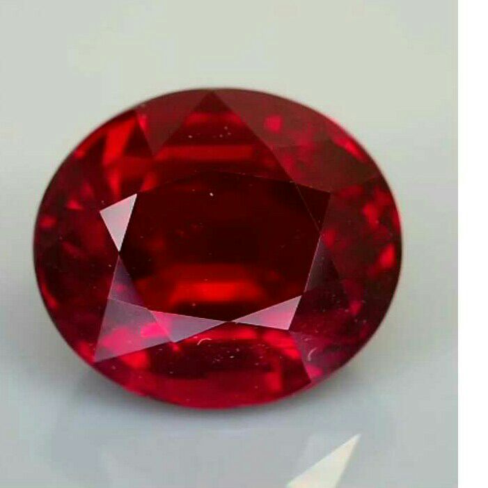 7ct Red Ruby