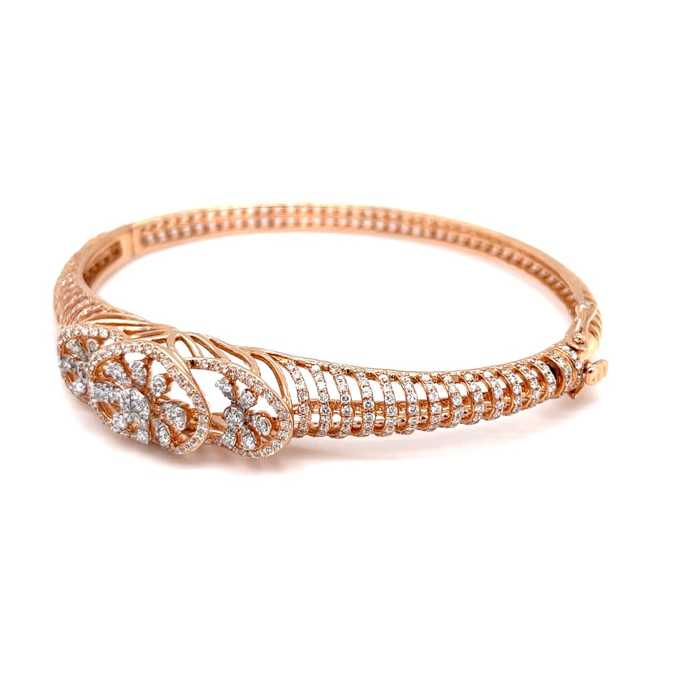 Fancy diamond bracelet for casual everyday wear in hallmark gold - Image 3