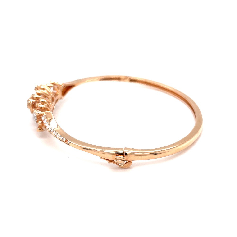 Kusimba diamond bracelet with pressure set in rose gold - Image 4