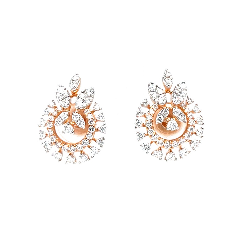 Three petals as motif in a circular diamond stud