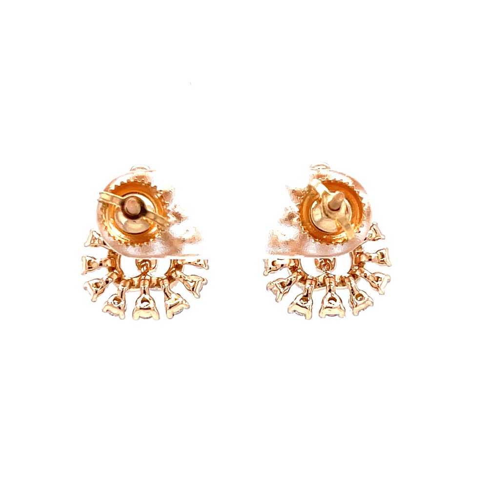 Heart with three prong setting in rose gold diamond stud - Image 5