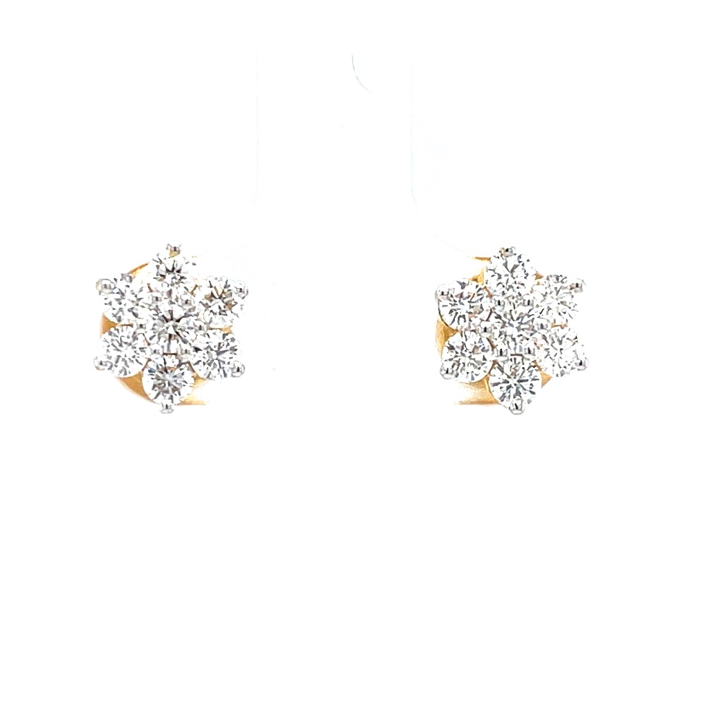 Traditional kudi seven diamond star stud in yellow gold