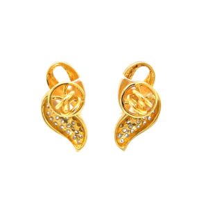 Gold and diamond petal design in pave setting 9top106