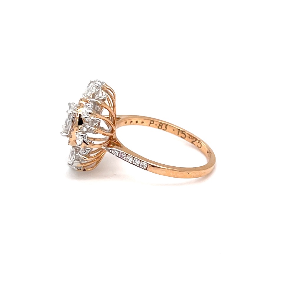 Beautiful fancy ring with pie cut & pear shape diamonds - Image 4