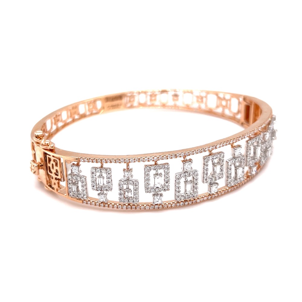 Broad bracelet with baguette in the centre with rectangular design - Image 3