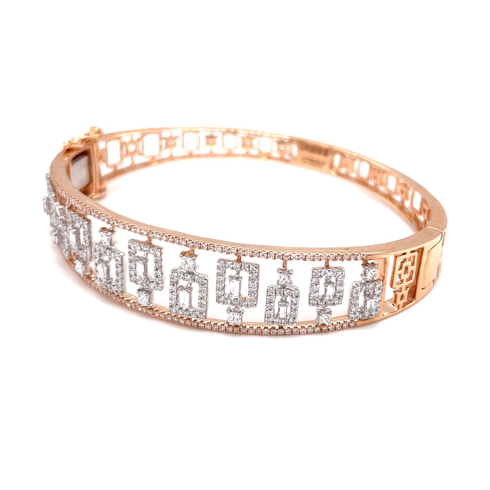 Broad bracelet with baguette in the centre with rectangular design - Image 2