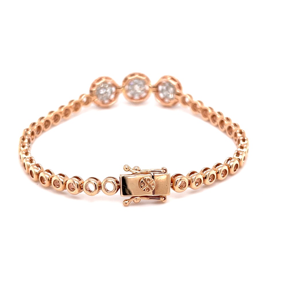 Trio pressure set eva diamonds with round bracket - Image 5