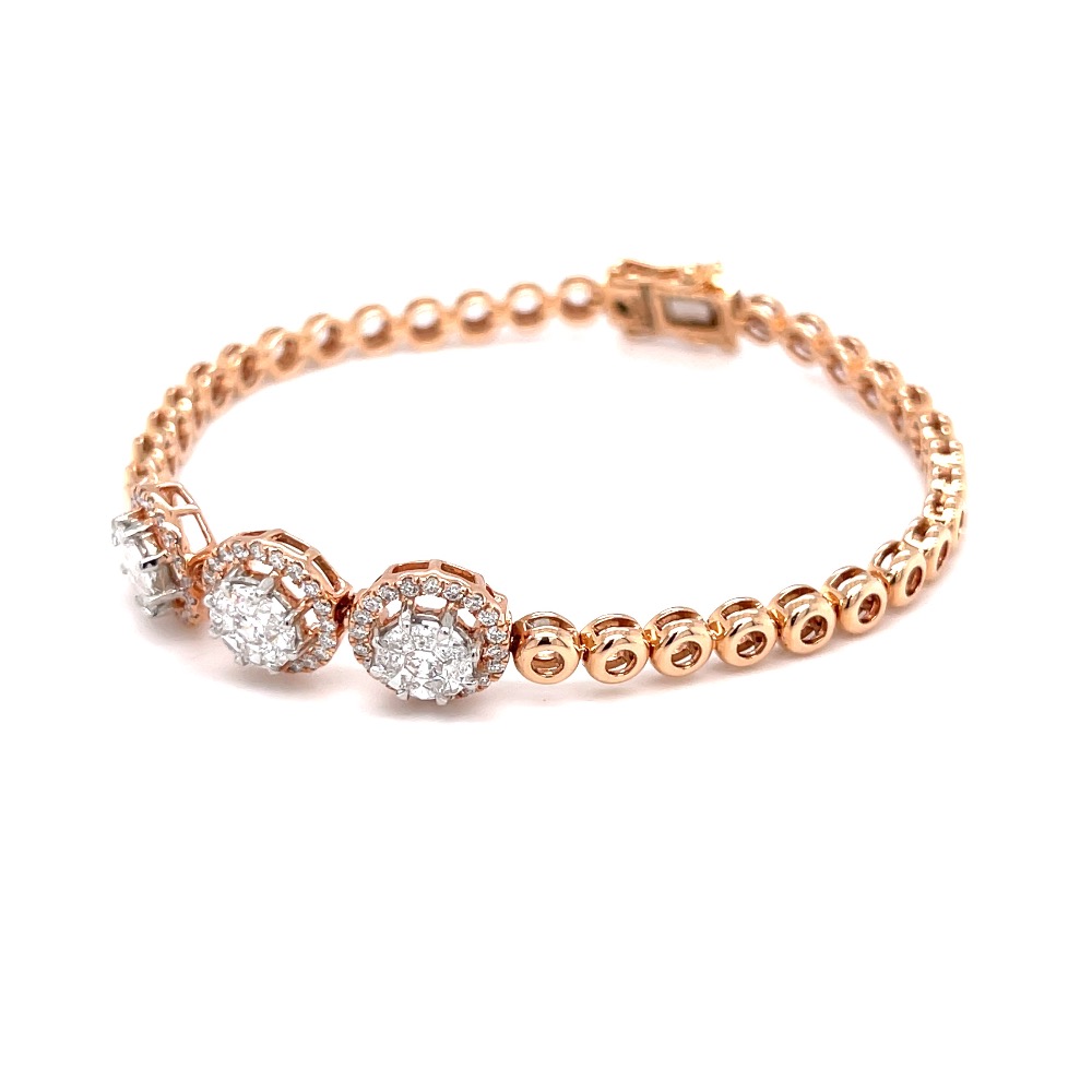 Trio pressure set eva diamonds with round bracket - Image 3