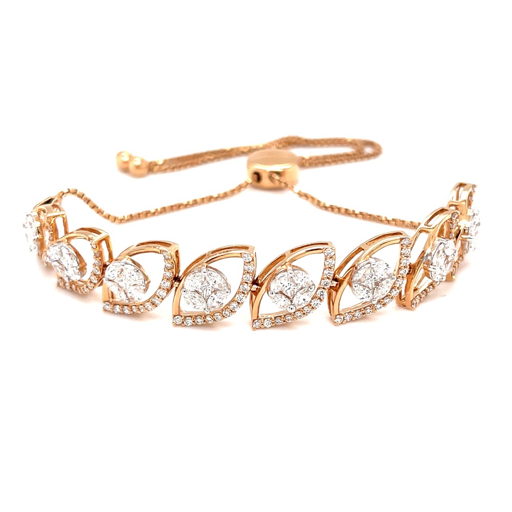 Adjustable tennis bracelet with pressure set in the centre