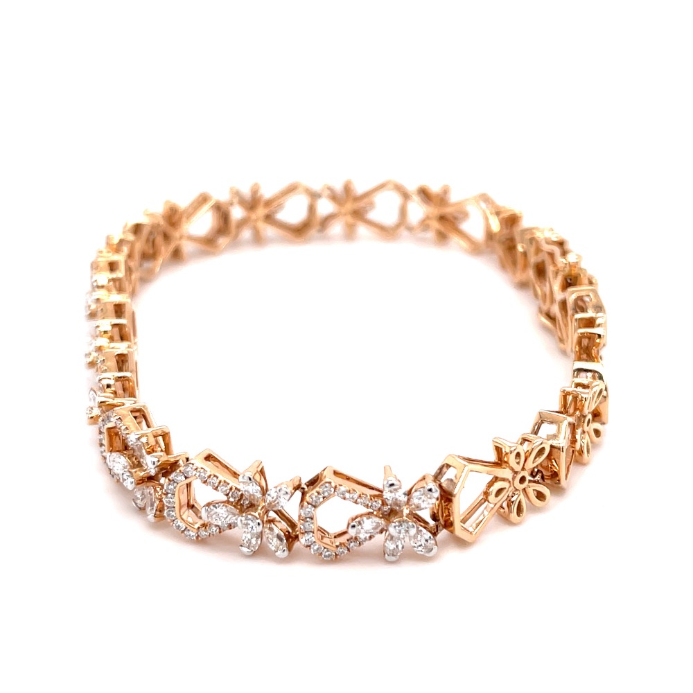 Hermoso Flexible Tennis Bracelet in Diamonds for Evening Wear - Image 3