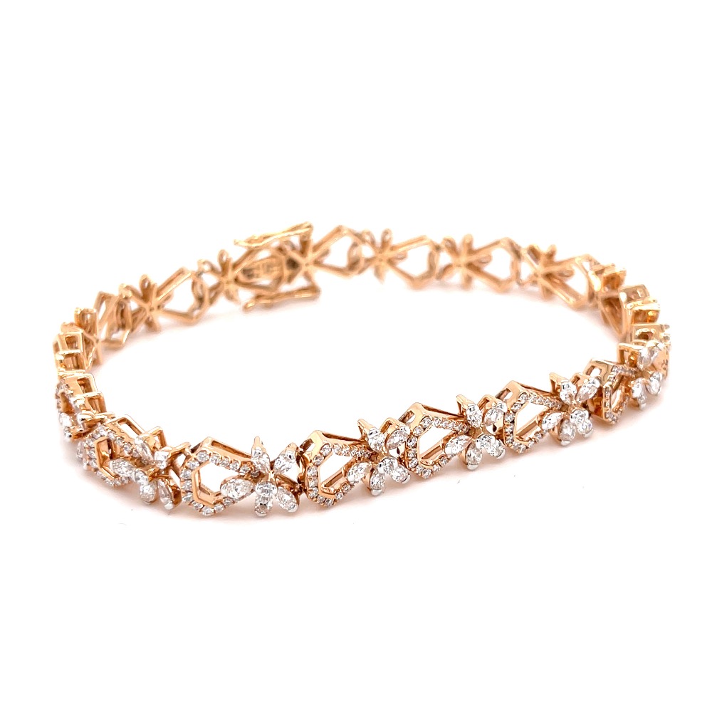 Hermoso Flexible Tennis Bracelet in Diamonds for Evening Wear - Image 2