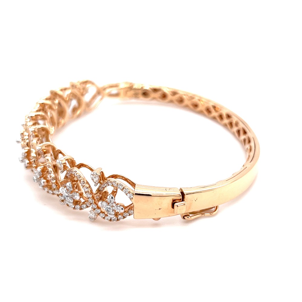 Maravillosa Diamond Bracelet with beautifully designed Curves - Image 4