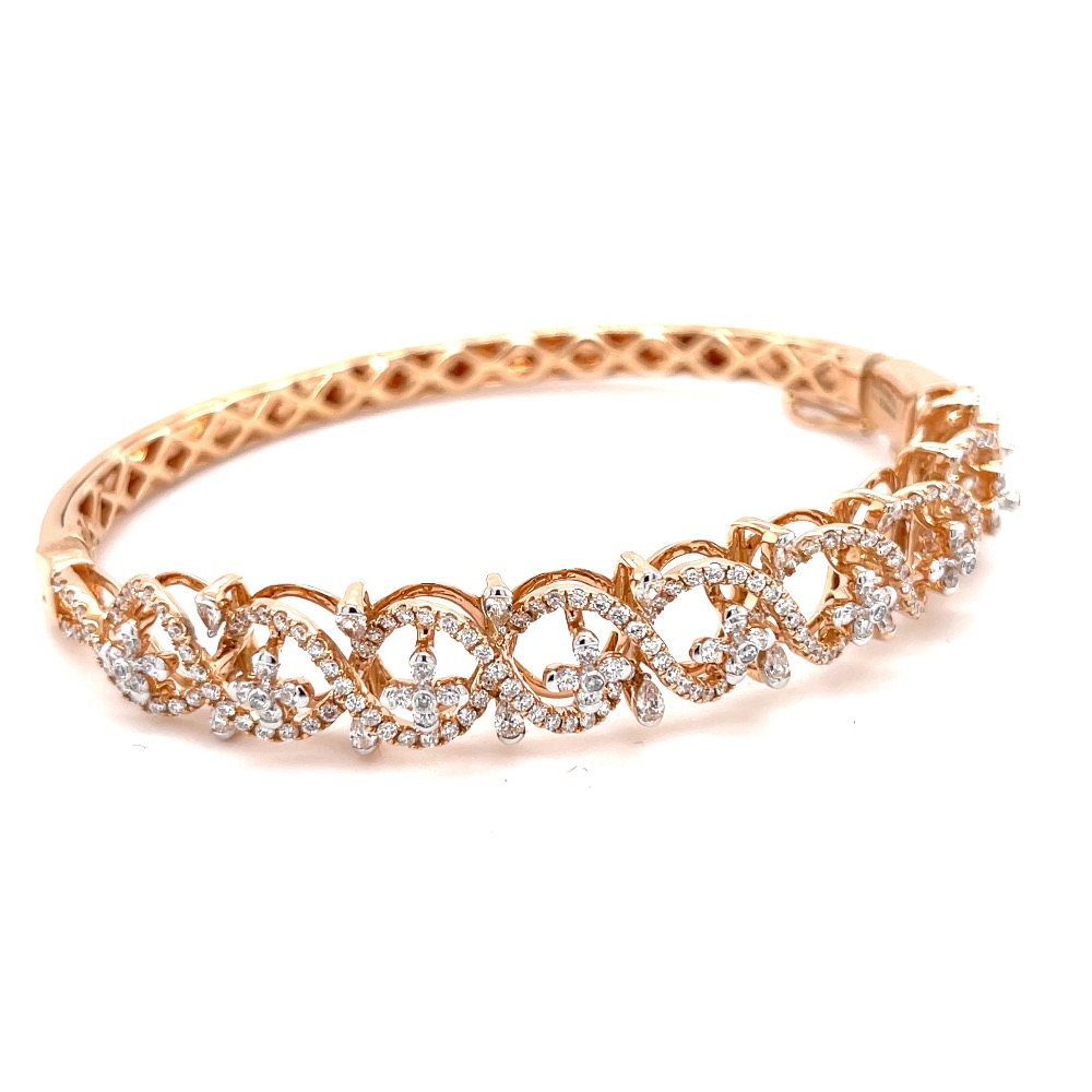 Maravillosa Diamond Bracelet with beautifully designed Curves - Image 2