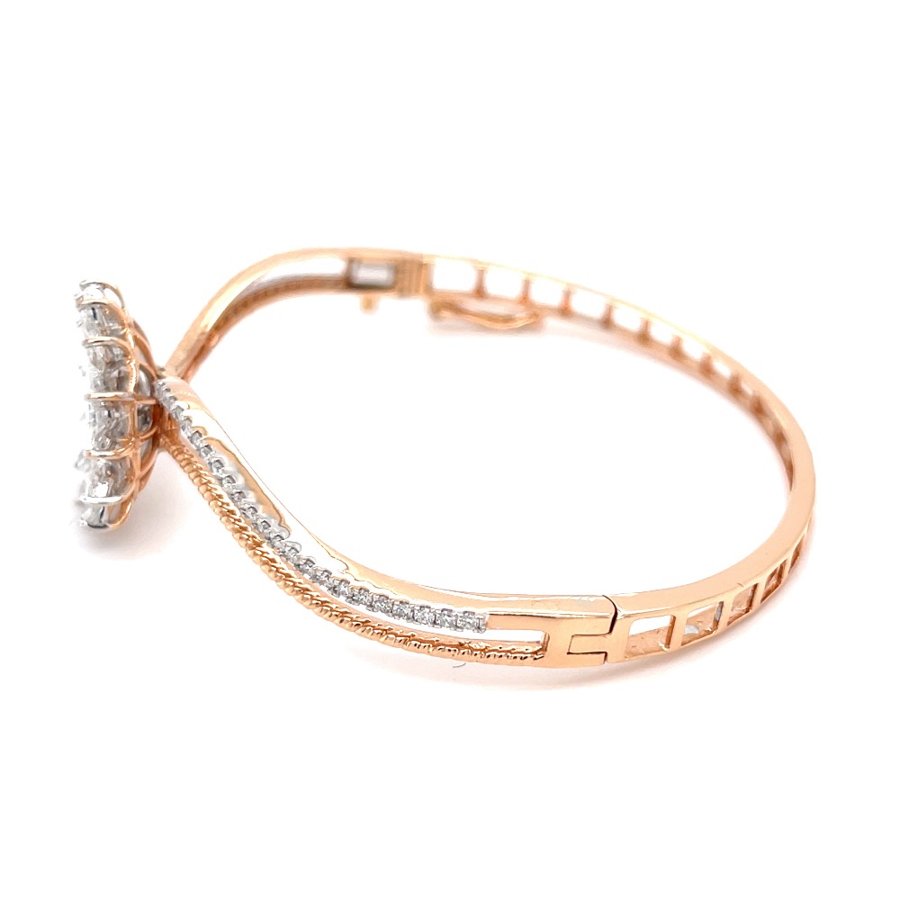 Novus Diamond Bracelet with a Flower Motif in Rose Gold - Image 4
