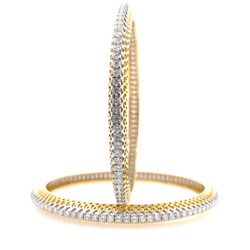 Single Line Classic Diamond Bangle in Yellow Gold 7BNG19 - Image 3