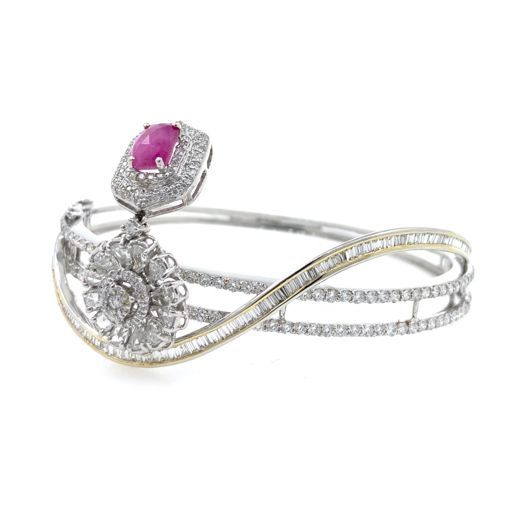 18kt / 750 White Gold Fancy Diamond Bracelet with Ruby 5BRC586