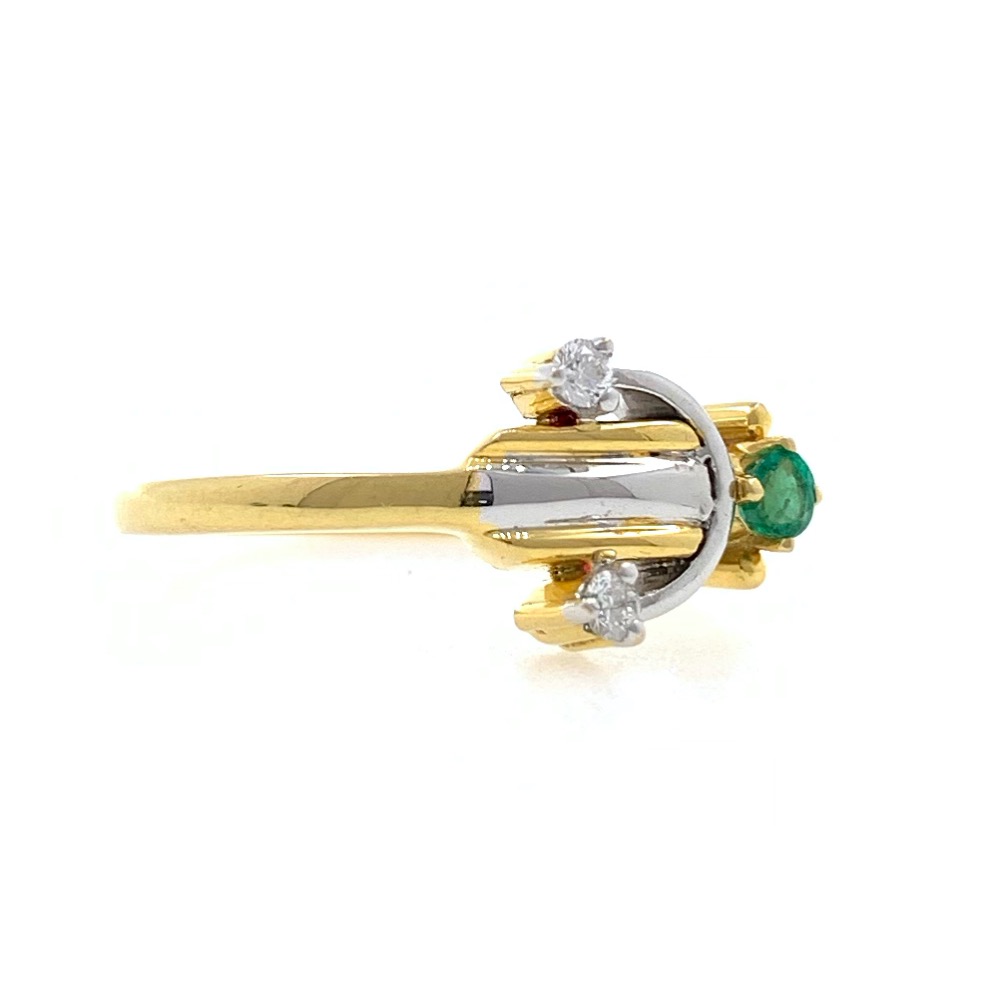 18kt / 750 Yellow Gold Simple Diamond & Emerald Ladies Ring 9LR301 - Image 3