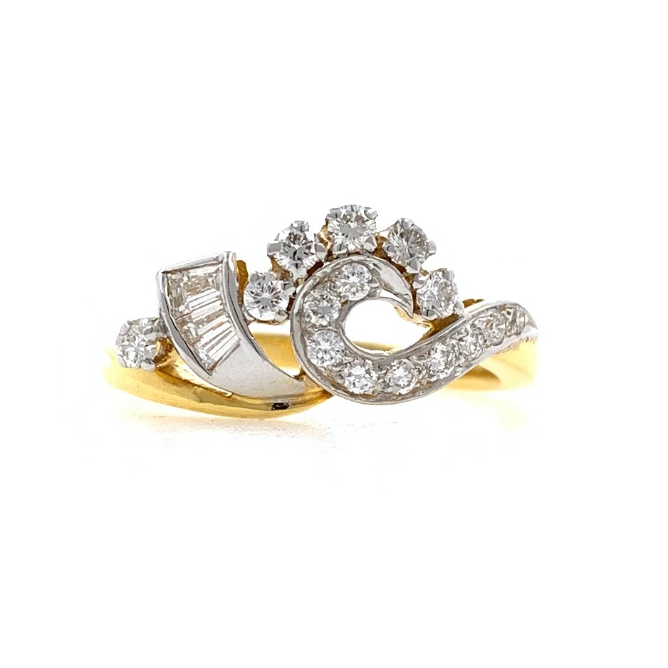 18kt / 750 Yellow Gold Traditional Diamond Ladies Ring 9LR183