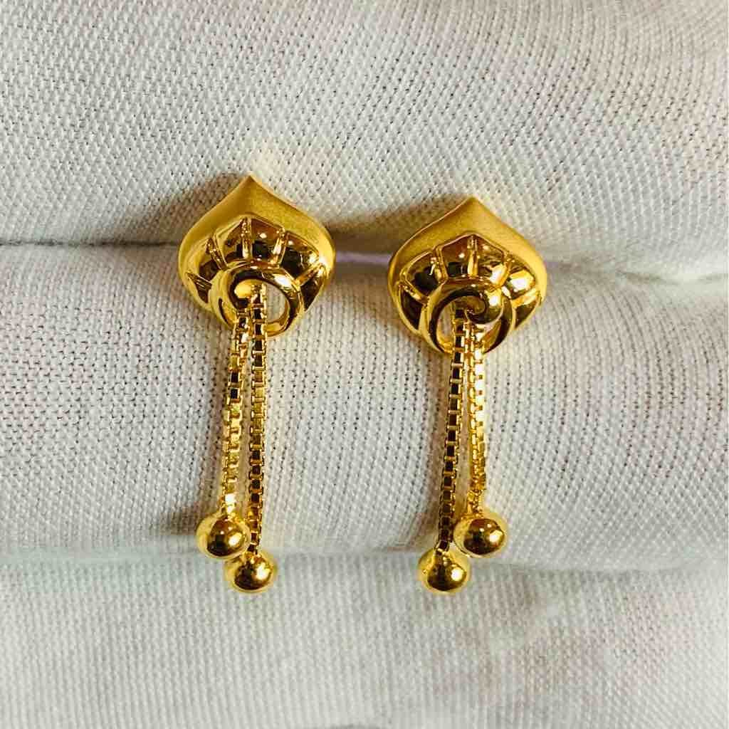 Chain Tops