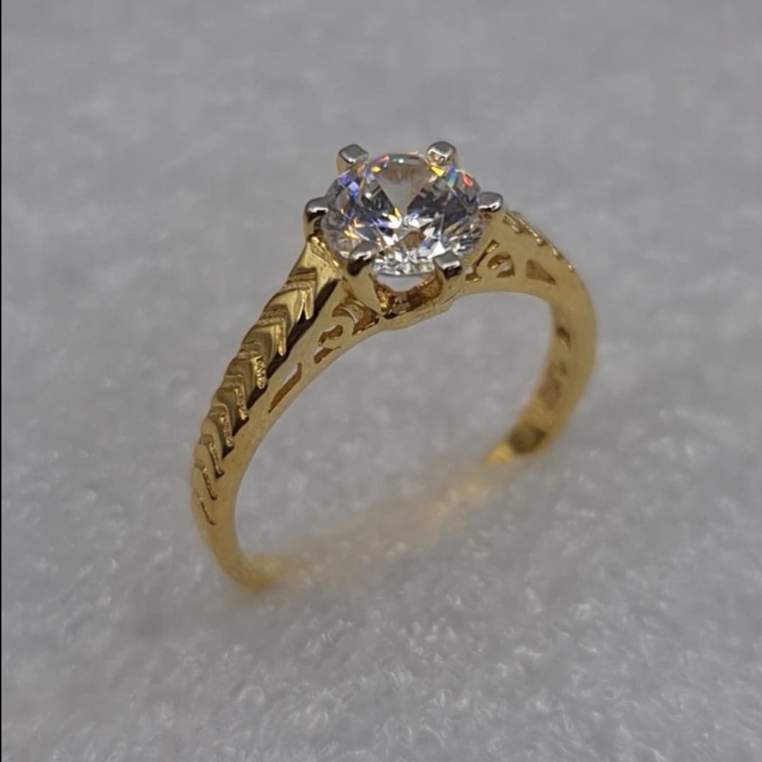 18Kt Gold Ring For Daily Wear