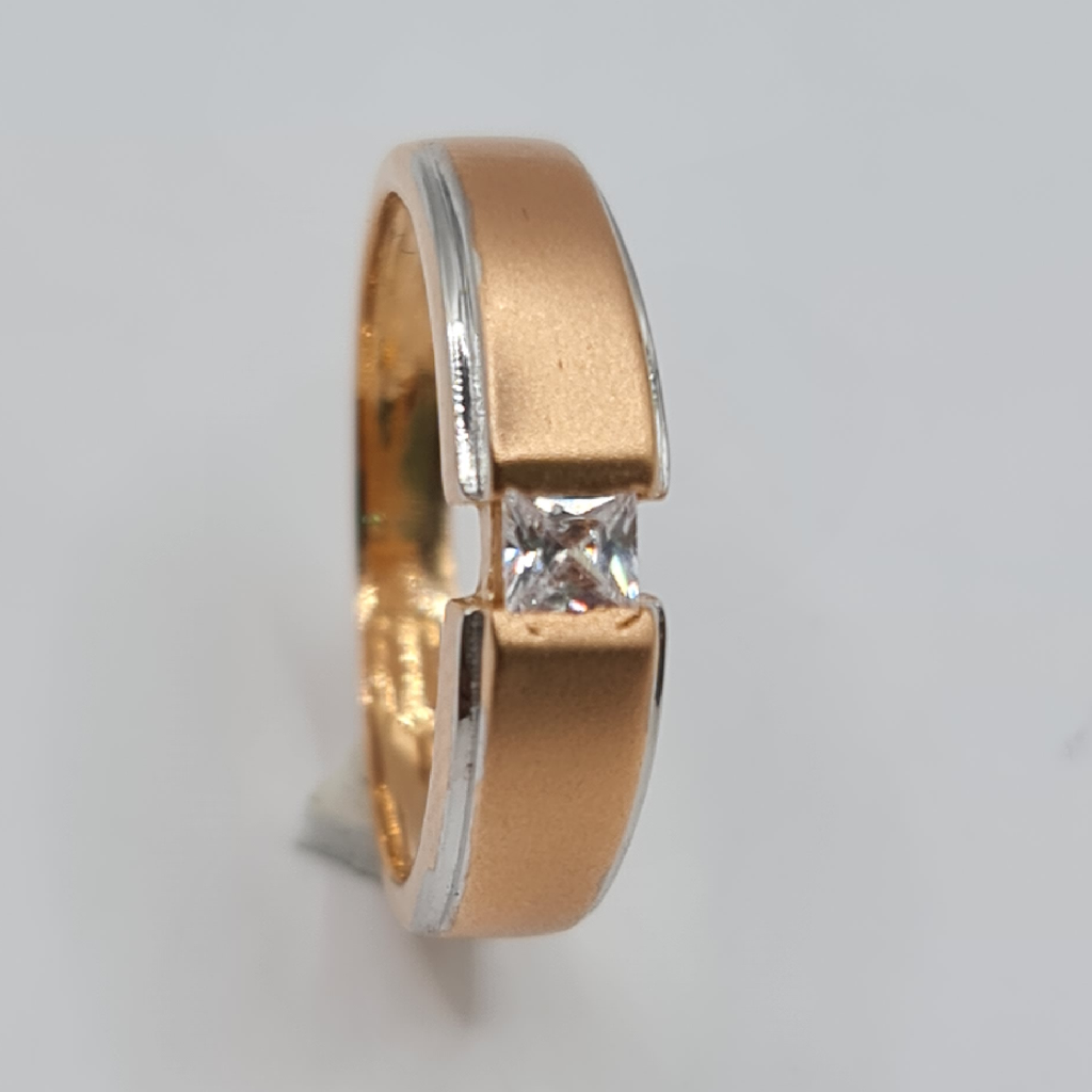 18 KT Rose Gold Singal Diamond Ring