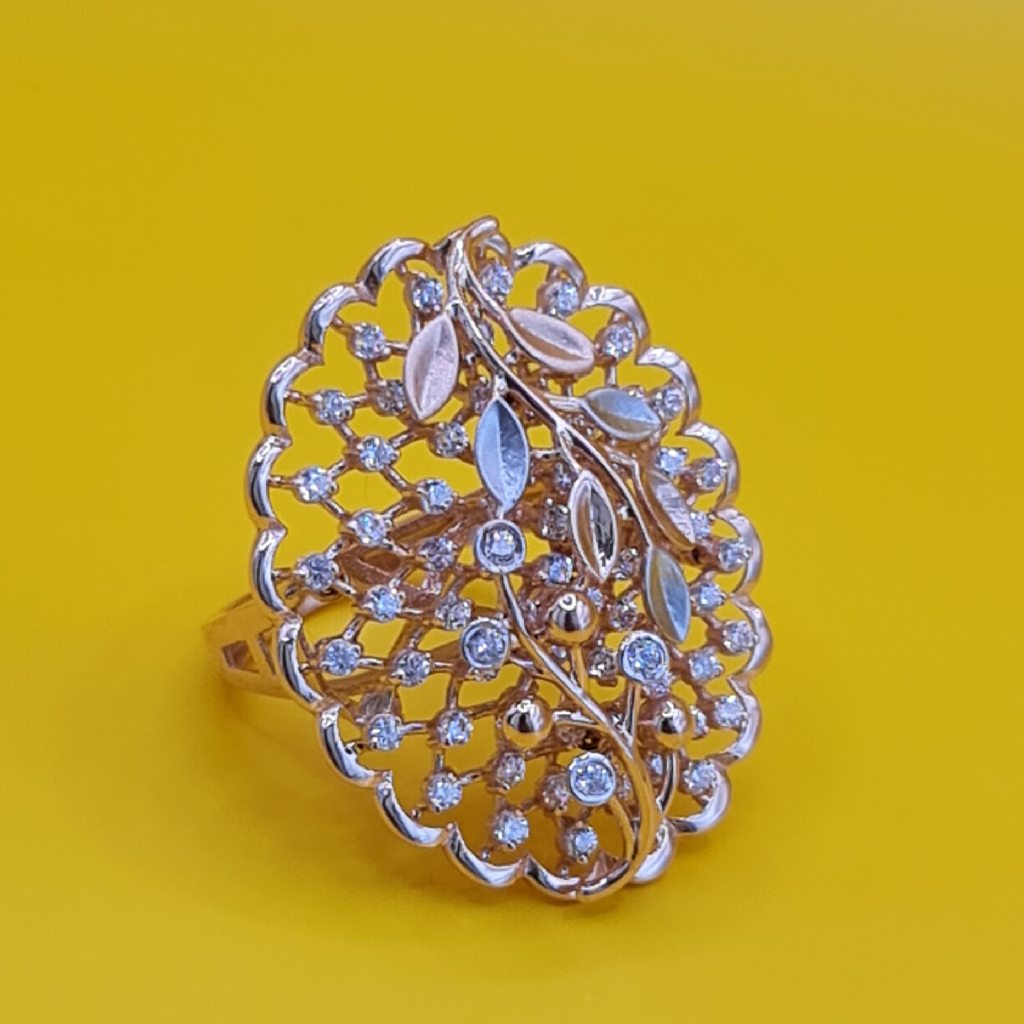 18KT HALLMARK GOLD RING