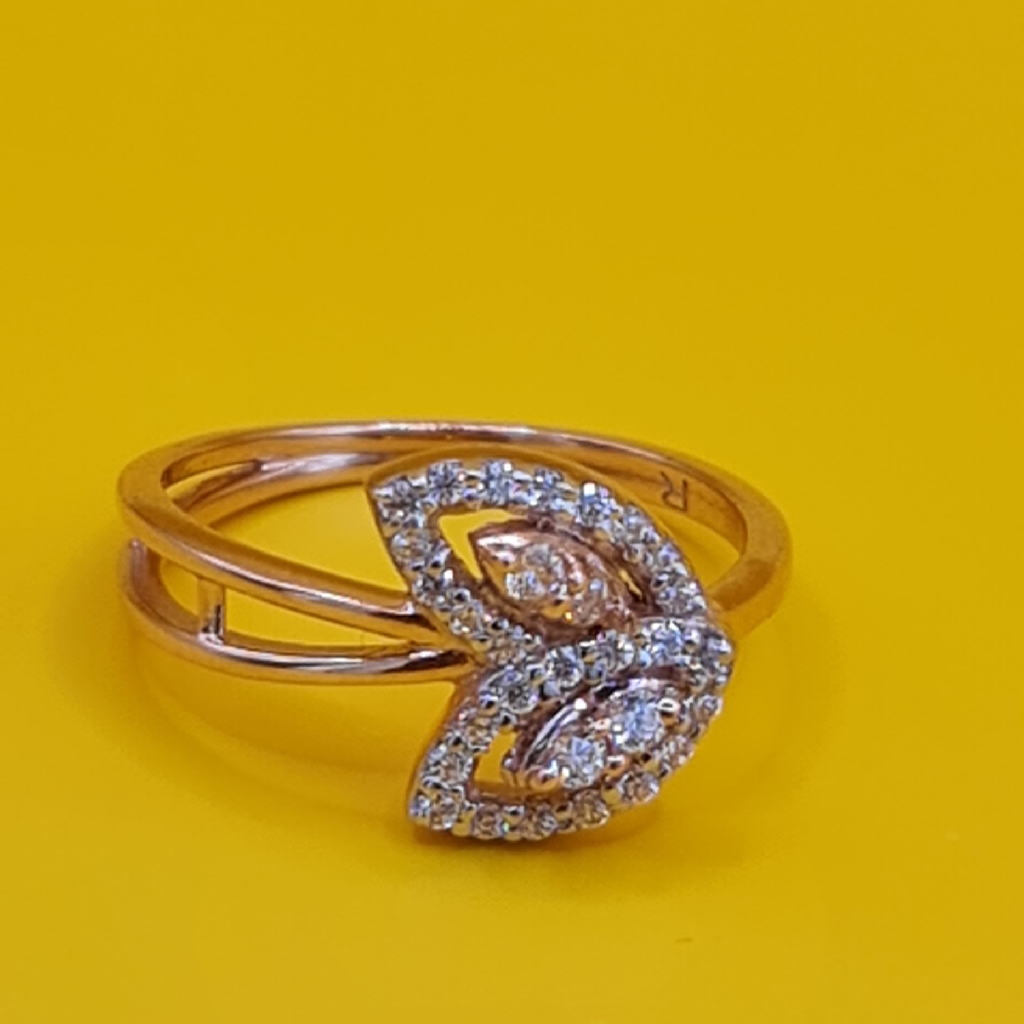 18KT HALLMARK GOLD RING