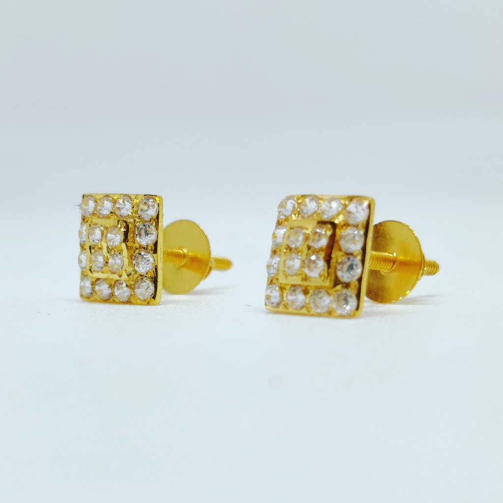 18 KT 750 Hallmark square shape diamond delicate Ladies Top - Image 3