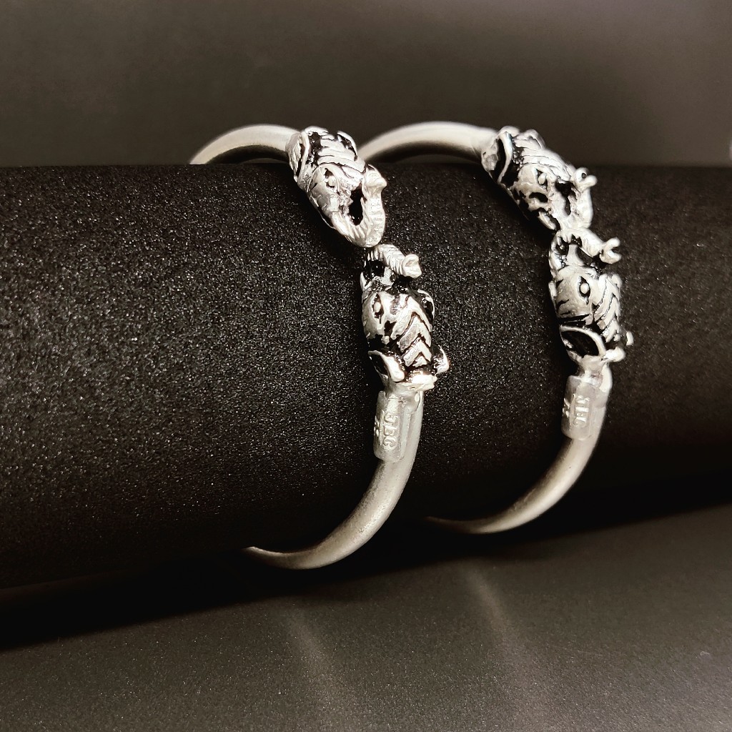 Silver antique kids Kada ( Kadli )