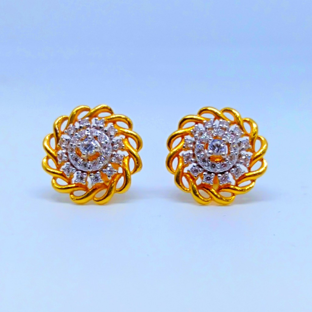 22 KT 916 Hallmark fancy round Diamond Ladies Top