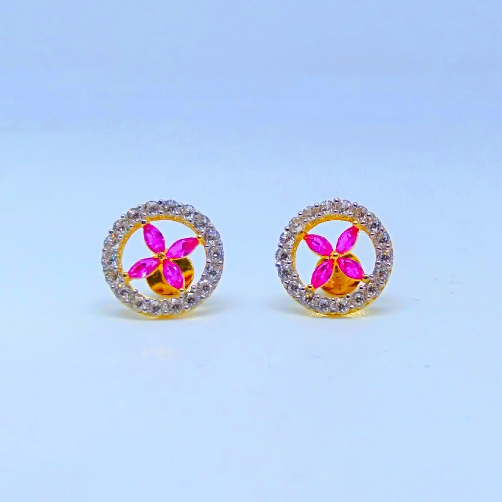 18 KT Hallmark fancy flower Ladies Top