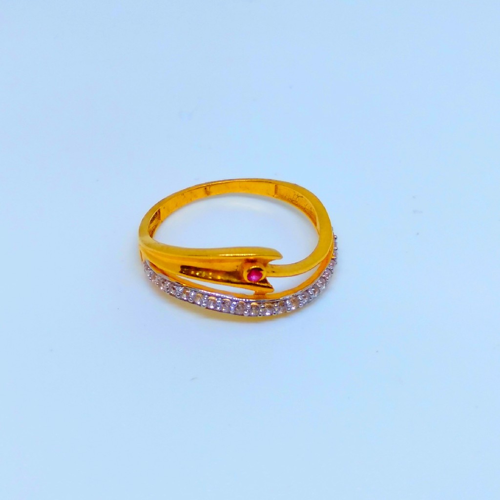22 KT 916 Hallmark modern Ladies diamond ring - Image 3